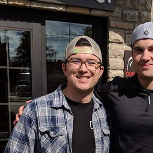 Meet your Posher, Alex